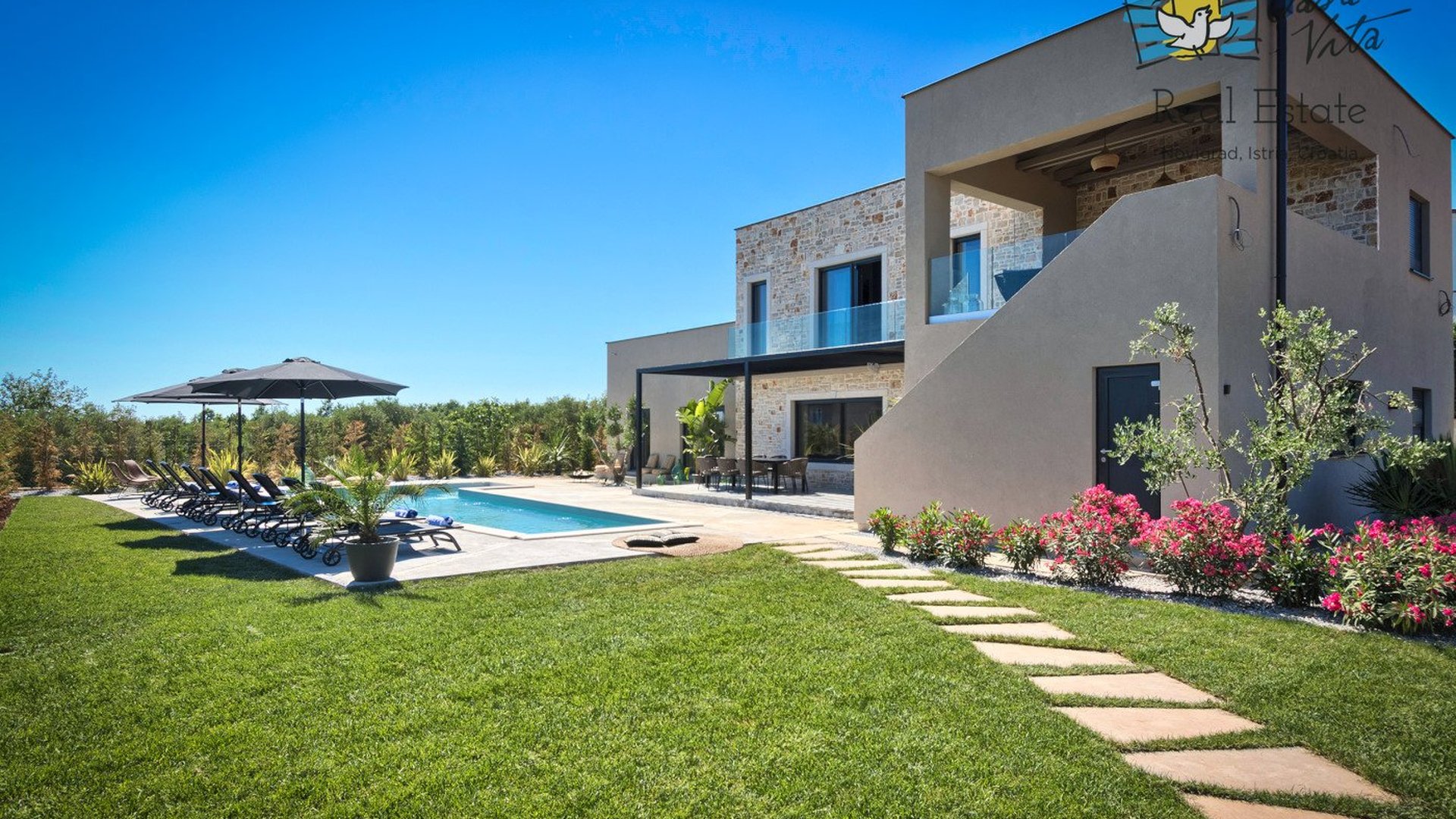 Designervillen sind der Höhepunkt der Einzigartigkeit in der Architektur