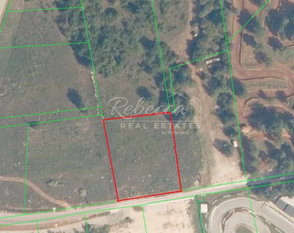 Gradbeno zemljišče, 9.000 m², Tar (Torre)