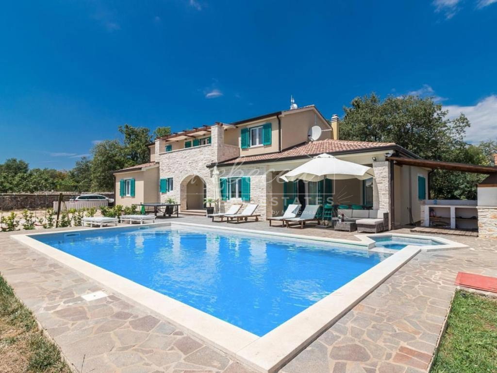Vila, 280 m², Svetvinčenat