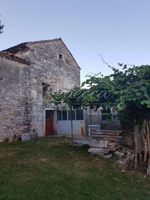 Sorház, 56 m², Žminj
