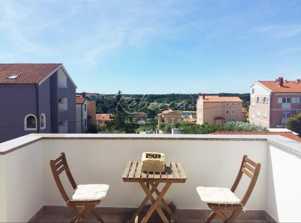 Pola, casa con quattro appartamenti