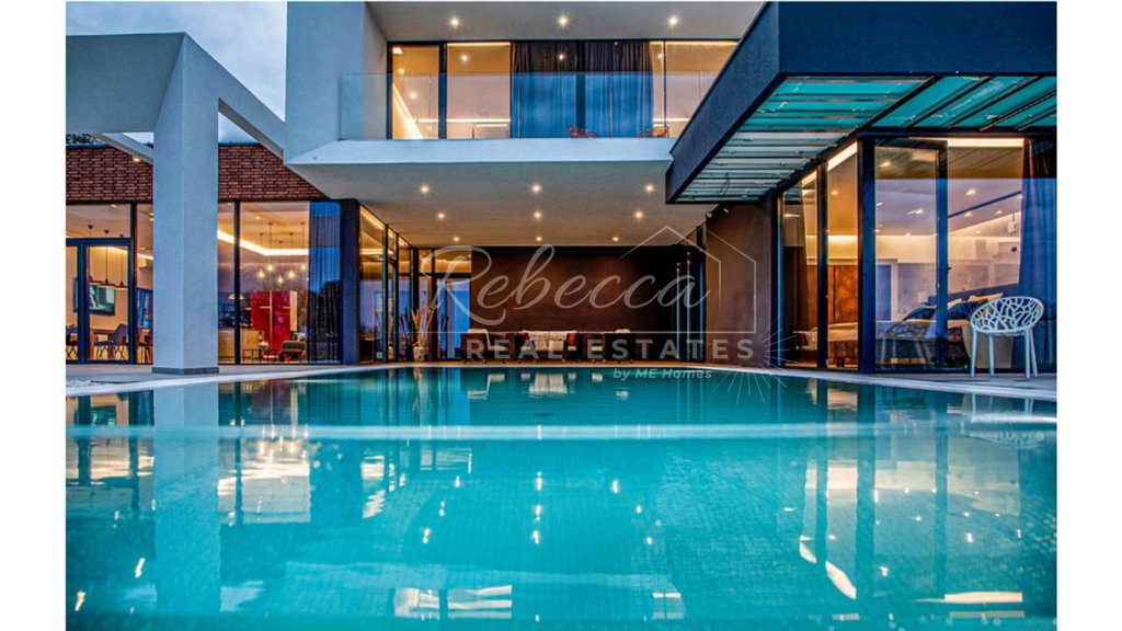 Villa di lusso con piscina a Ližnjan, 268 m2