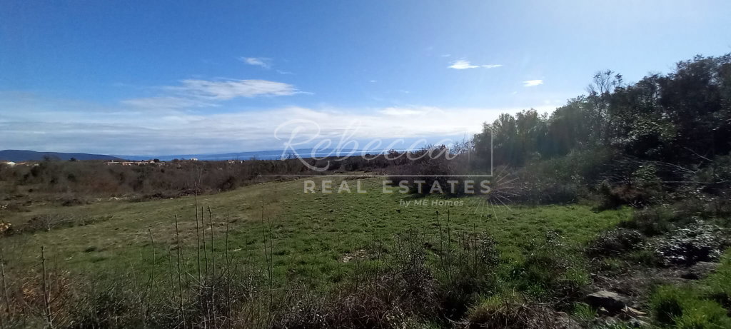 Terreno agricolo 2600 m2, 2 km dal mare, Peruški