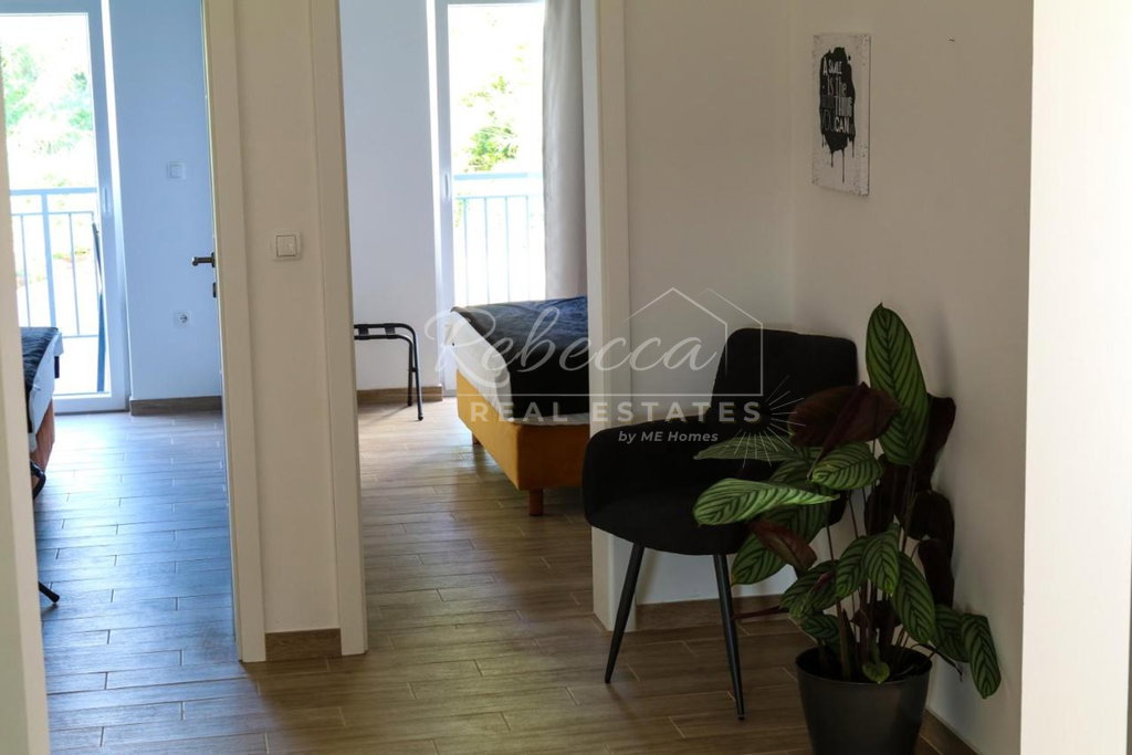 Istrien, Pomer, Haus mit drei Wohnungen und Swimmingpool