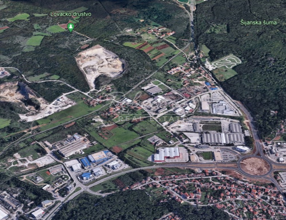 Terreno edificabile, 12.000 m², Pula (Pola)