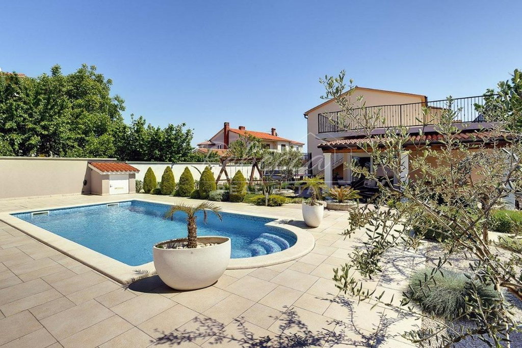 Indipendente, 270 m², Medulin