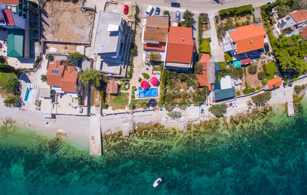 Condominio, 260 m², Trogir