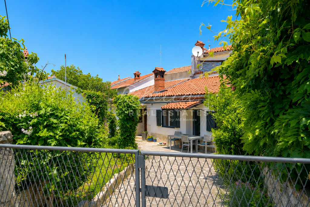 Sorház, 60 m², Pula (Pola)