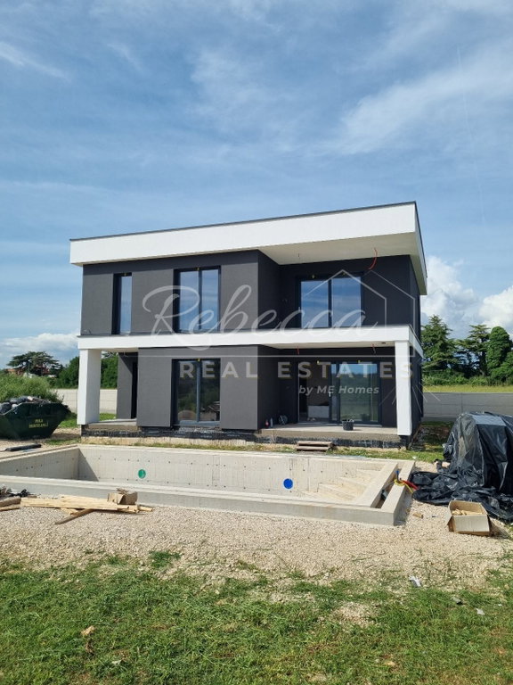 Vila s bazenom, 180 m2, Štinjan