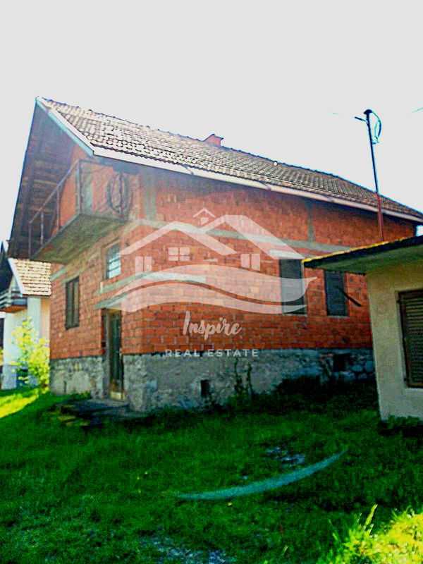 Kuća sa okućnicom Vrbovsko