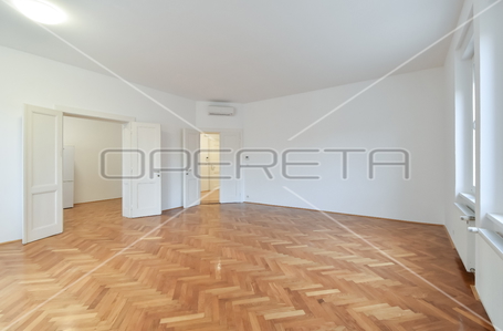 opereta_carousel_photo_2