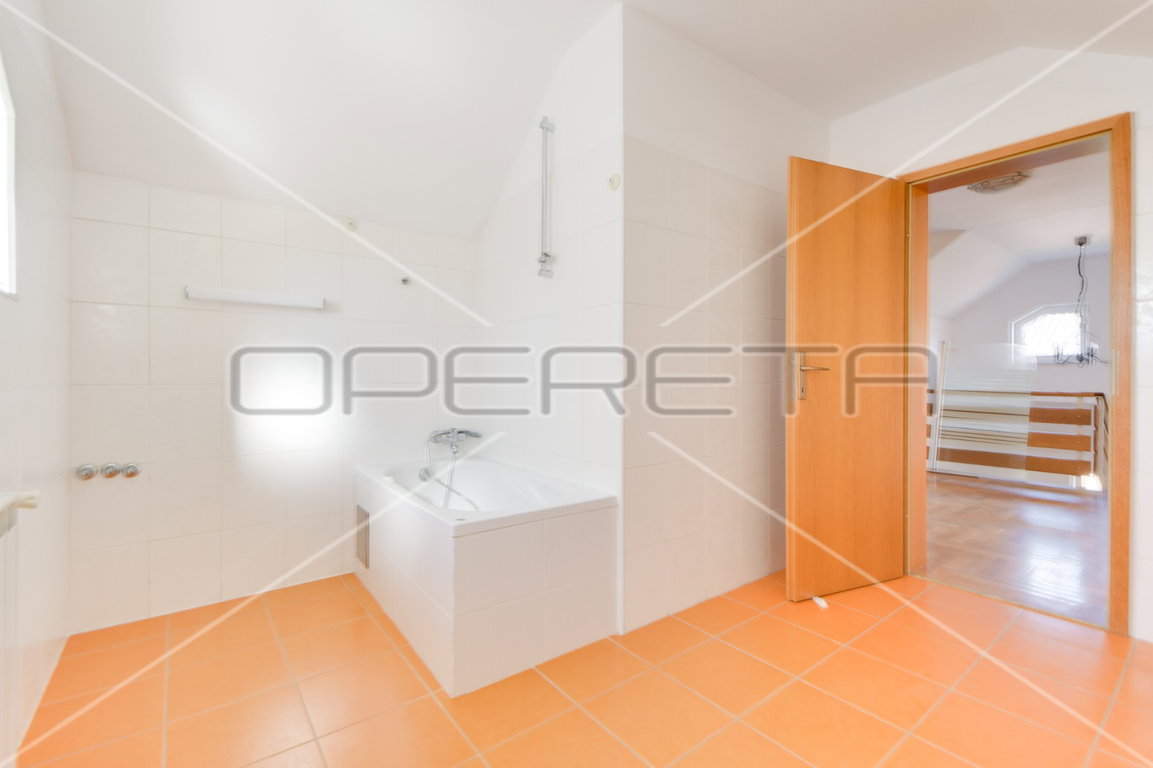 OPERETA 308810