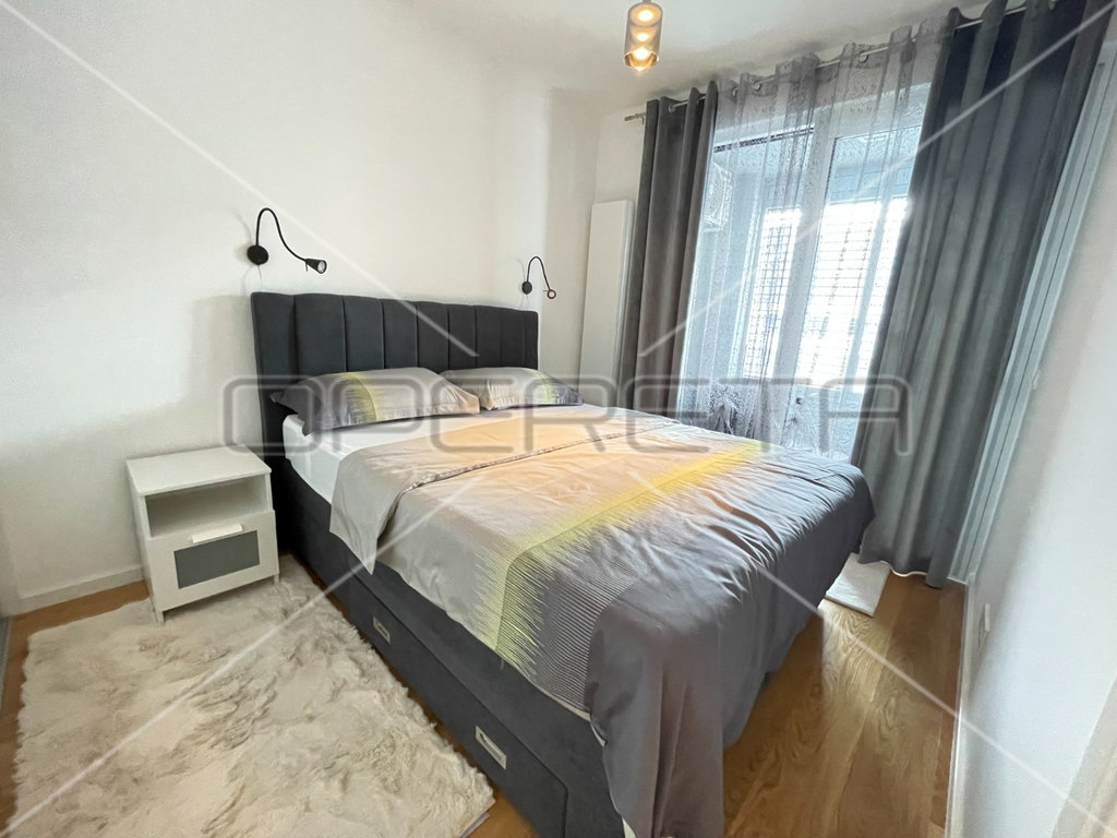 OPERETA 322959