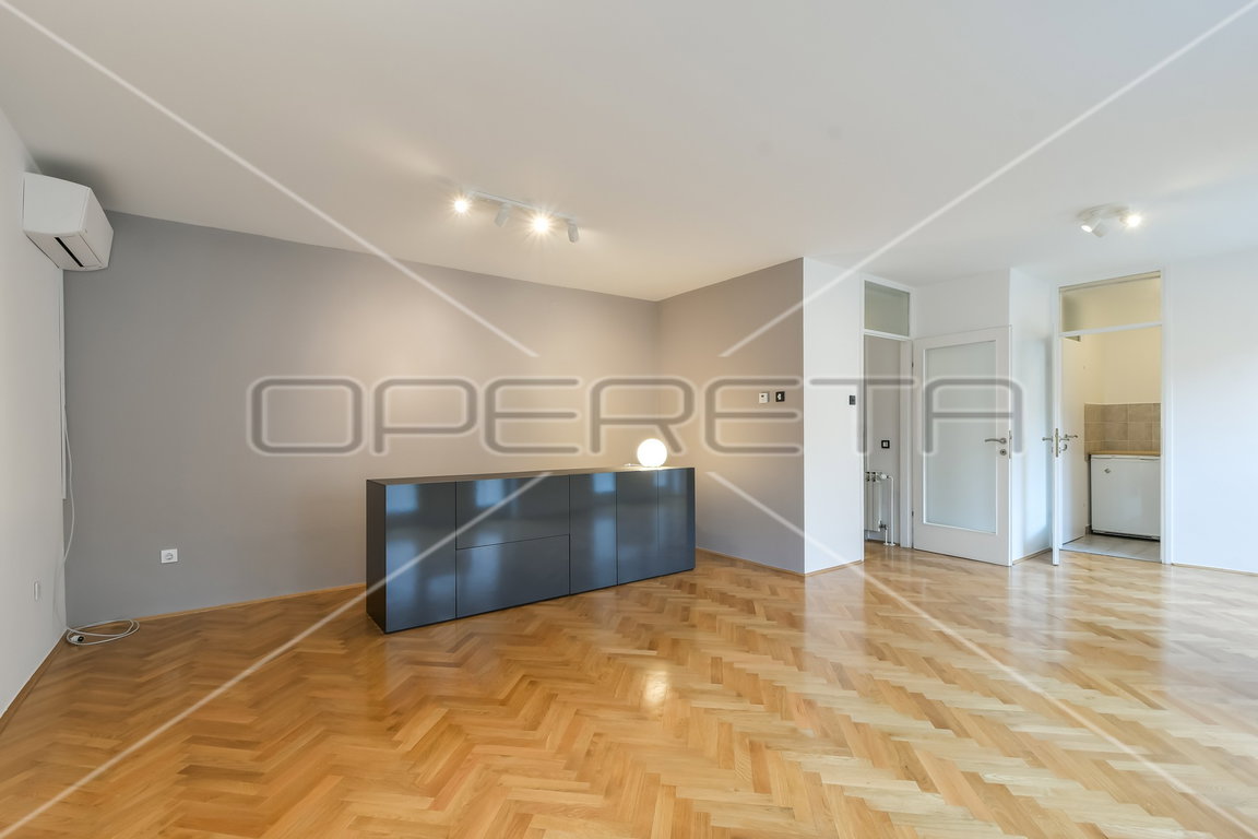 OPERETA 356882