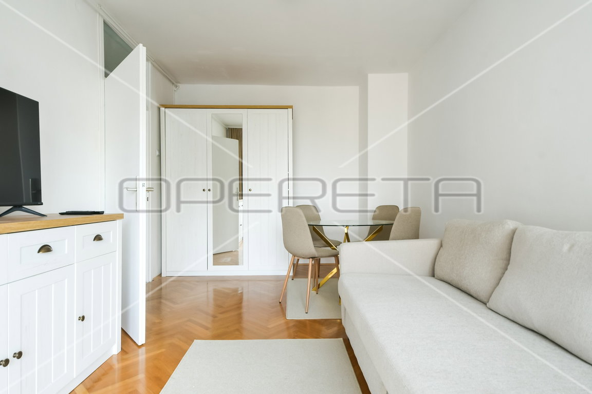 OPERETA 382142
