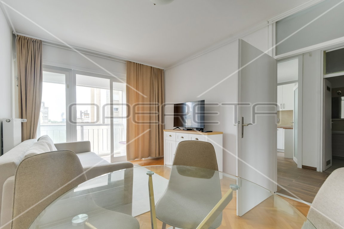 OPERETA 382147