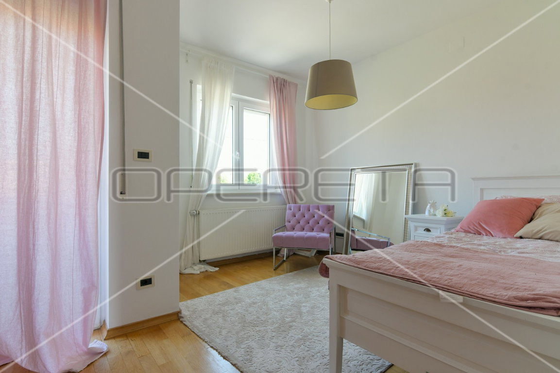 OPERETA 386624