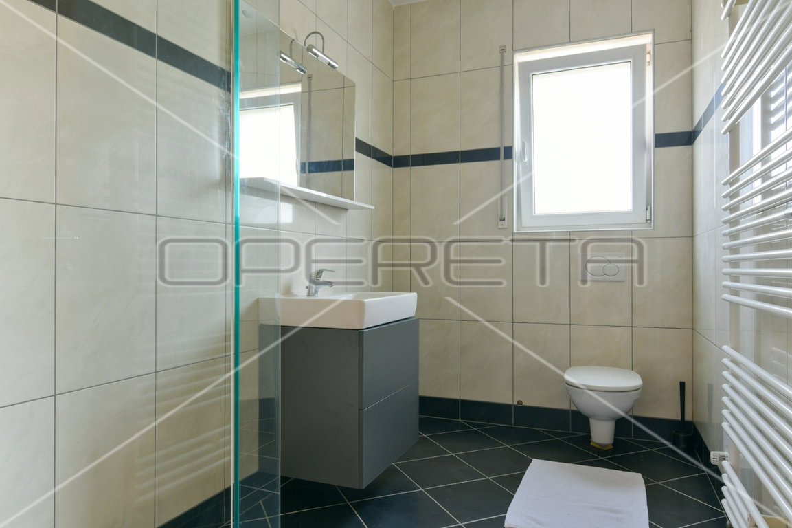 OPERETA 386633
