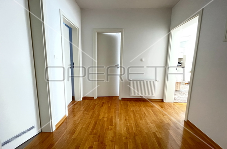 opereta_carousel_photo_7