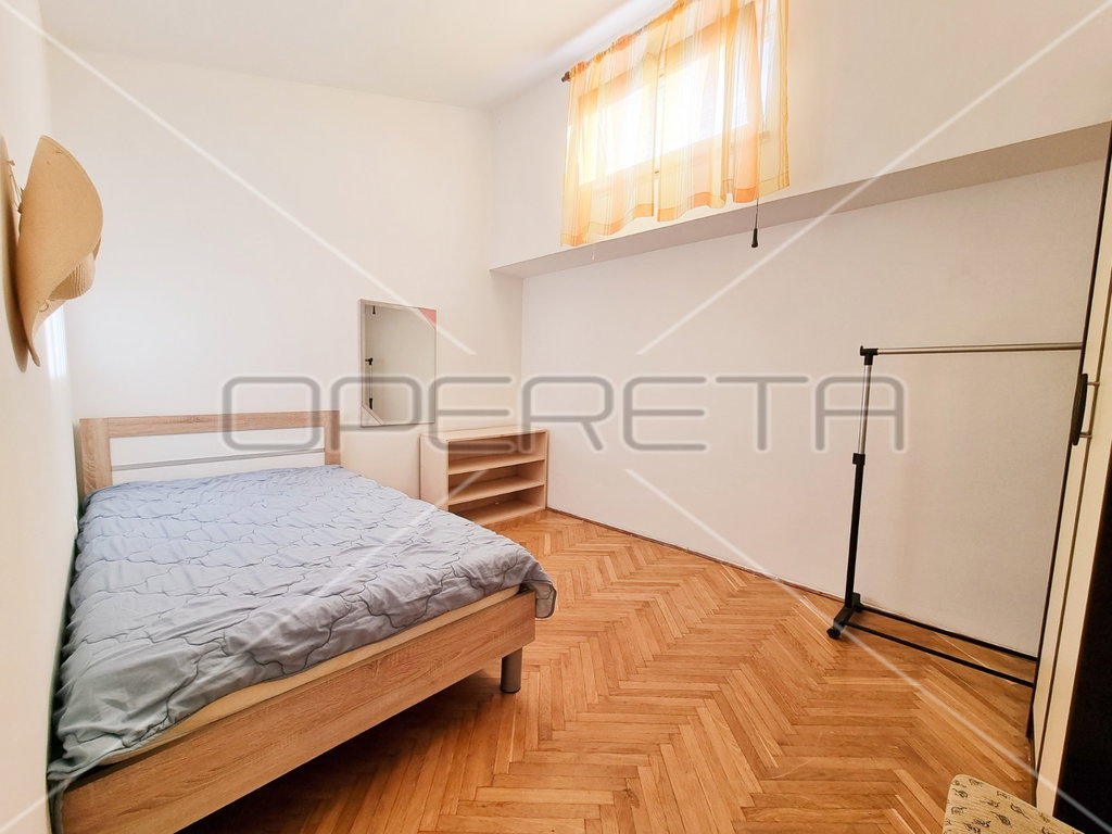 OPERETA 404082