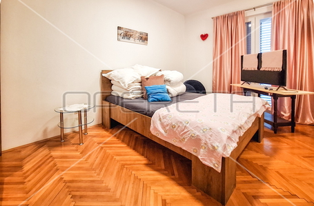 opereta_carousel_photo_3