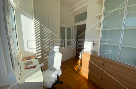 opereta_carousel_photo_7