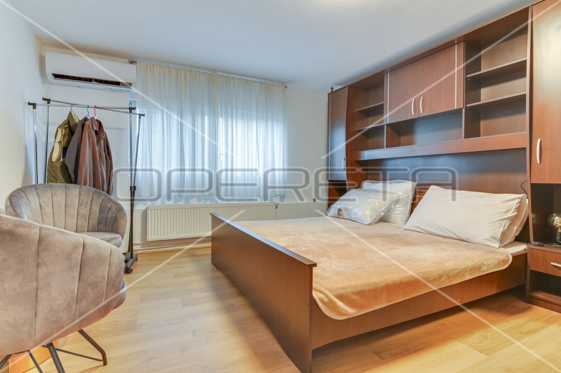 OPERETA 409560
