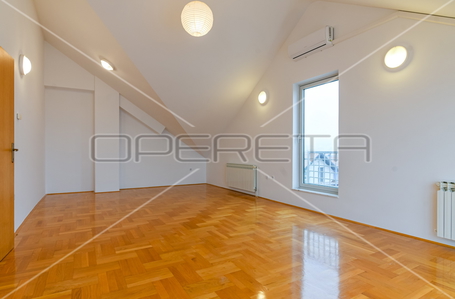 opereta_carousel_photo_8