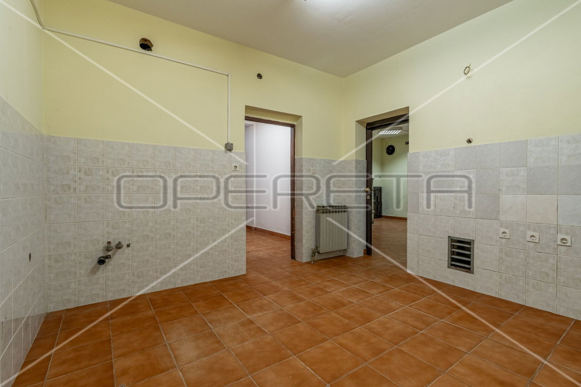 OPERETA 452676