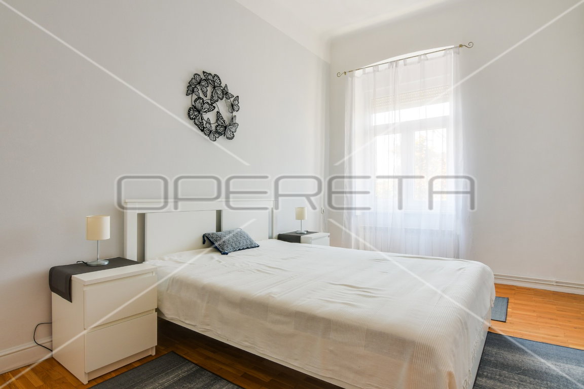 OPERETA 457489