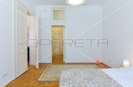 opereta_carousel_photo_7