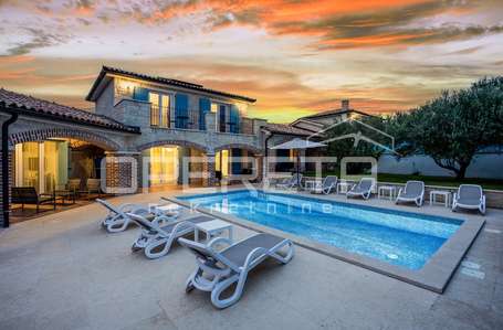 opereta_carousel_photo_2