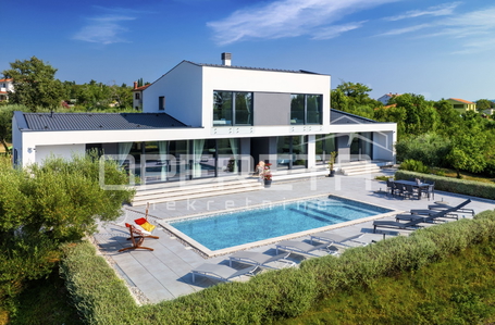 opereta_carousel_photo_2