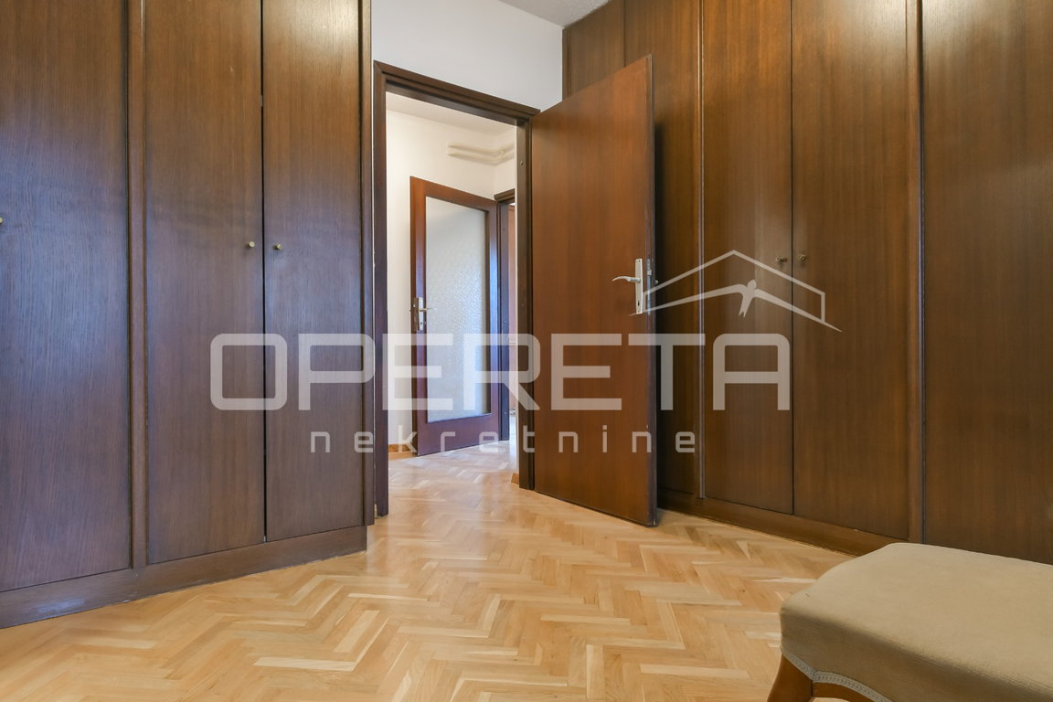 OPERETA 479040