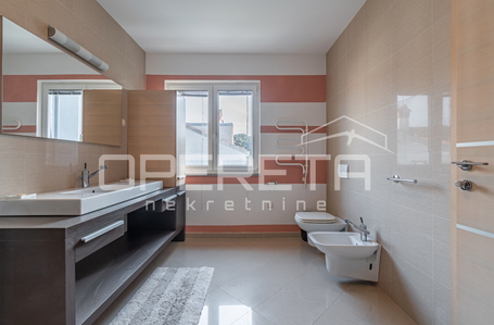 opereta_carousel_photo_9