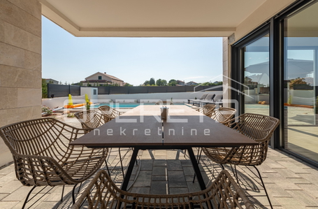 opereta_carousel_photo_8