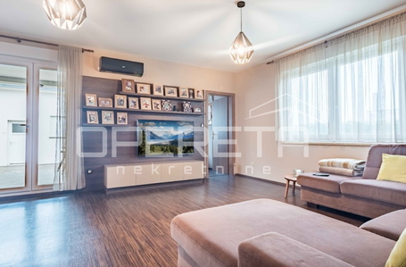 opereta_carousel_photo_3