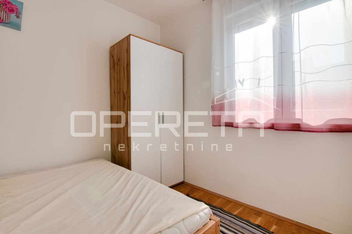 OPERETA 498132