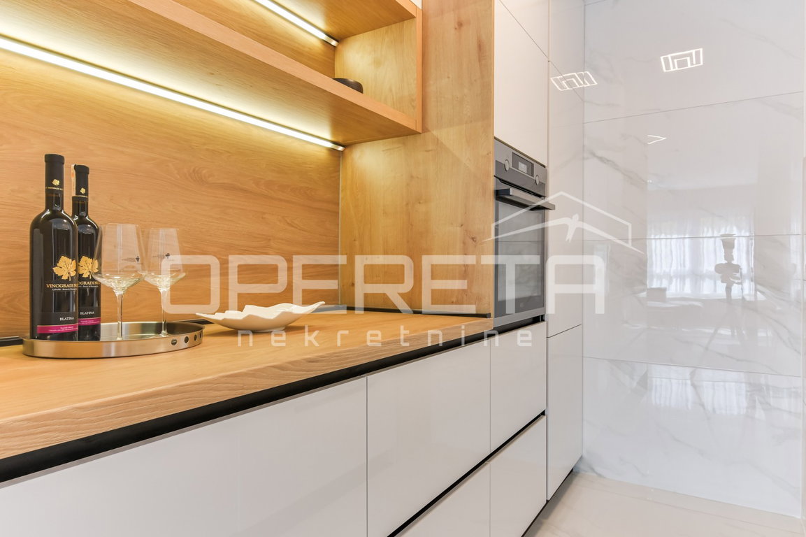 OPERETA 502918