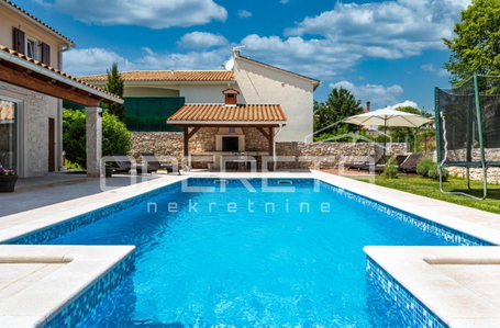 opereta_carousel_photo_2