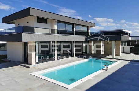 opereta_carousel_photo_8