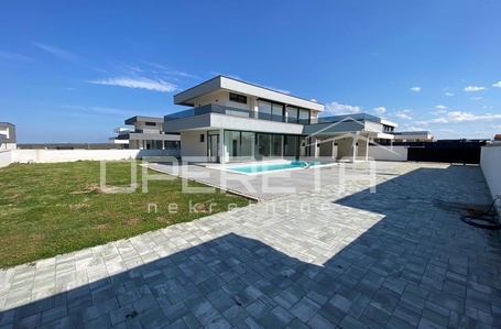 opereta_carousel_photo_5