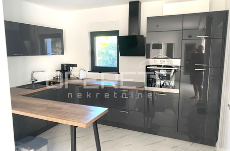 opereta_carousel_photo_2