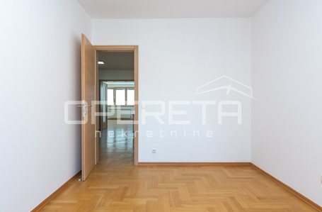 opereta_carousel_photo_5