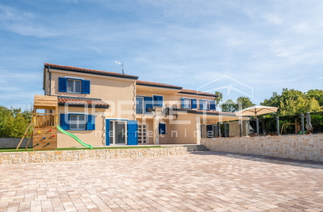 opereta_carousel_photo_4