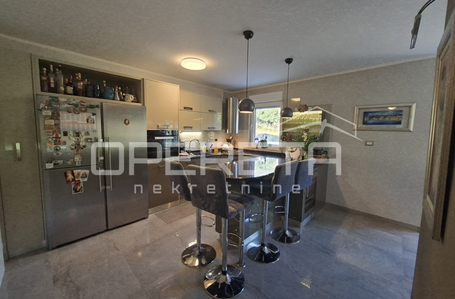 opereta_carousel_photo_8