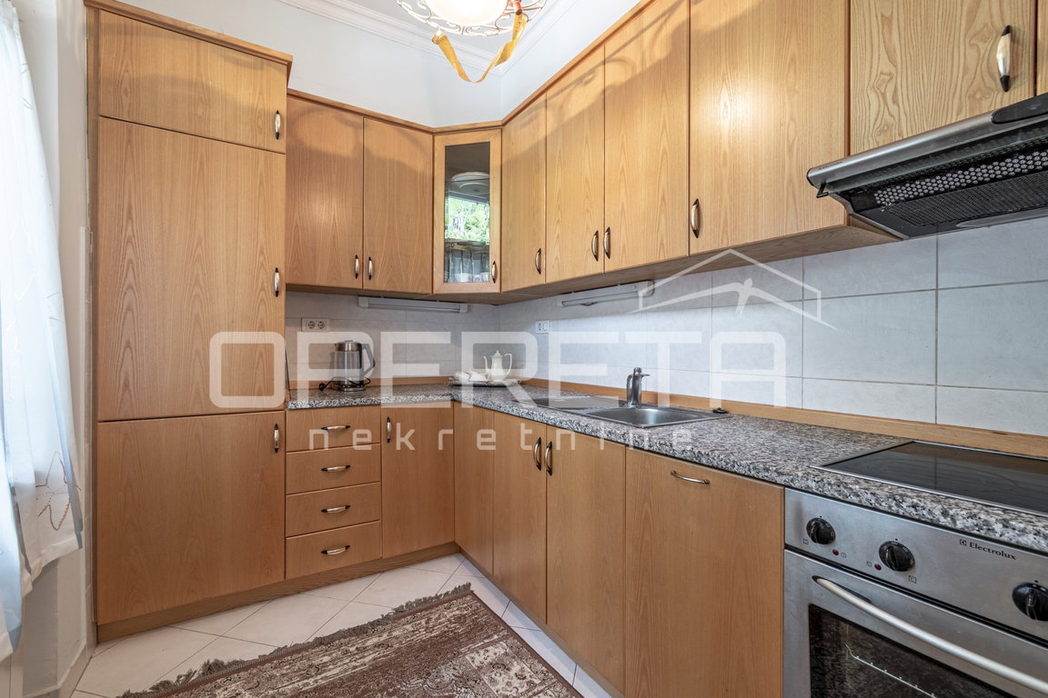 OPERETA 527159