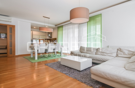 opereta_carousel_photo_5