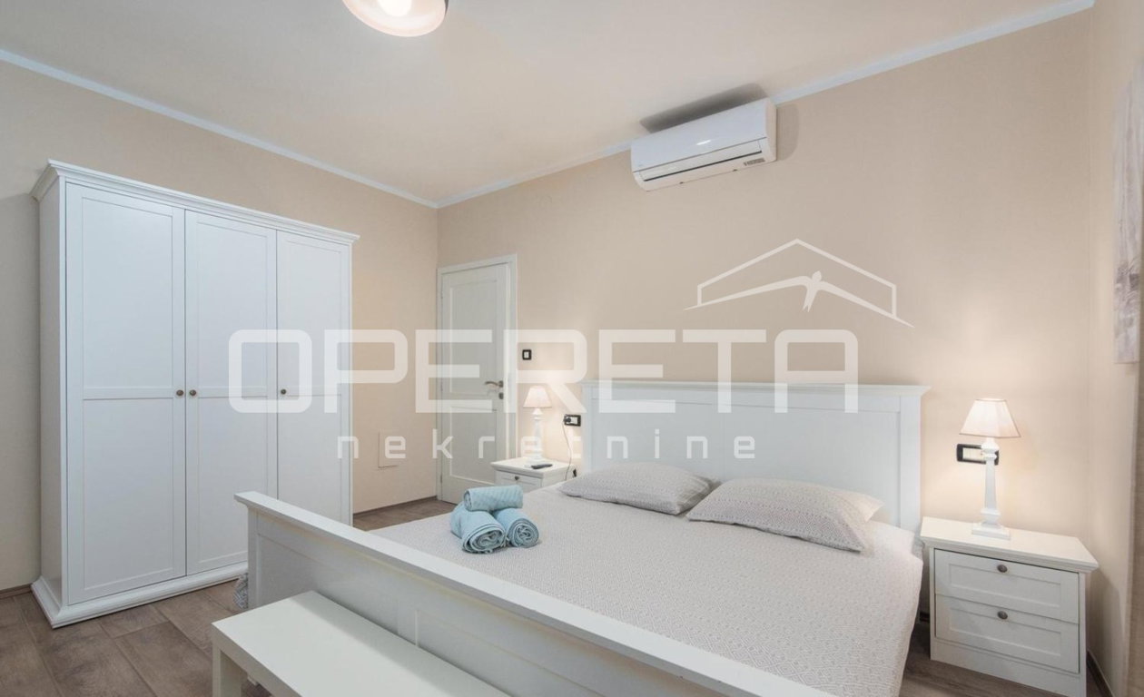 OPERETA 532628