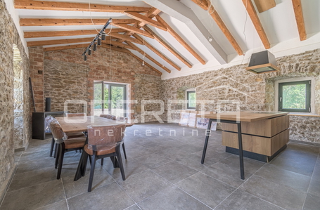 opereta_carousel_photo_7